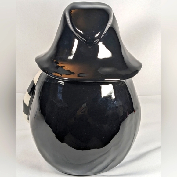 Rae Dunn 2021 Witchy Gnome Halloween Cookie Jar with Spiderweb Hat - Picture 3 of 7